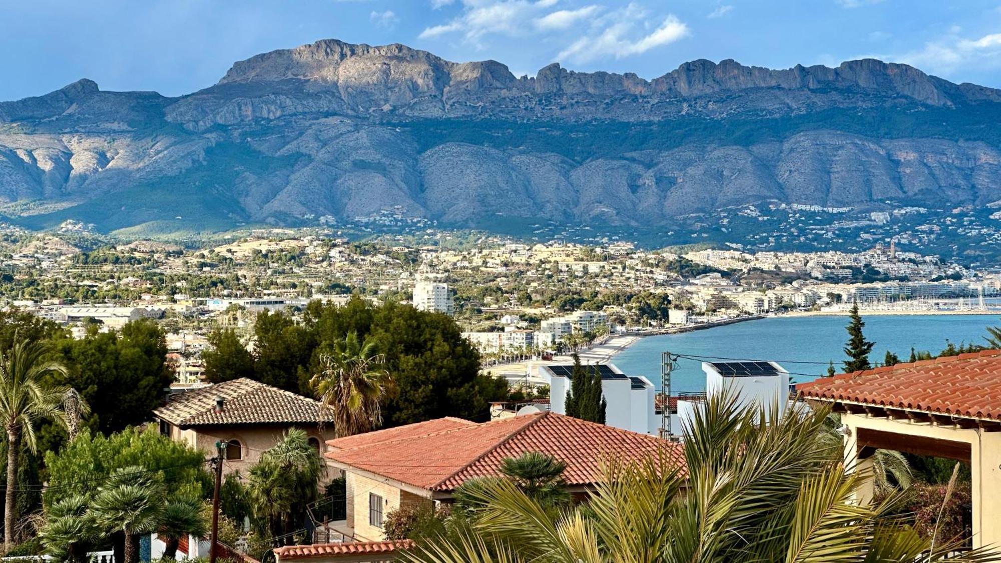 Albir Holiday Home アルビール エクステリア 写真